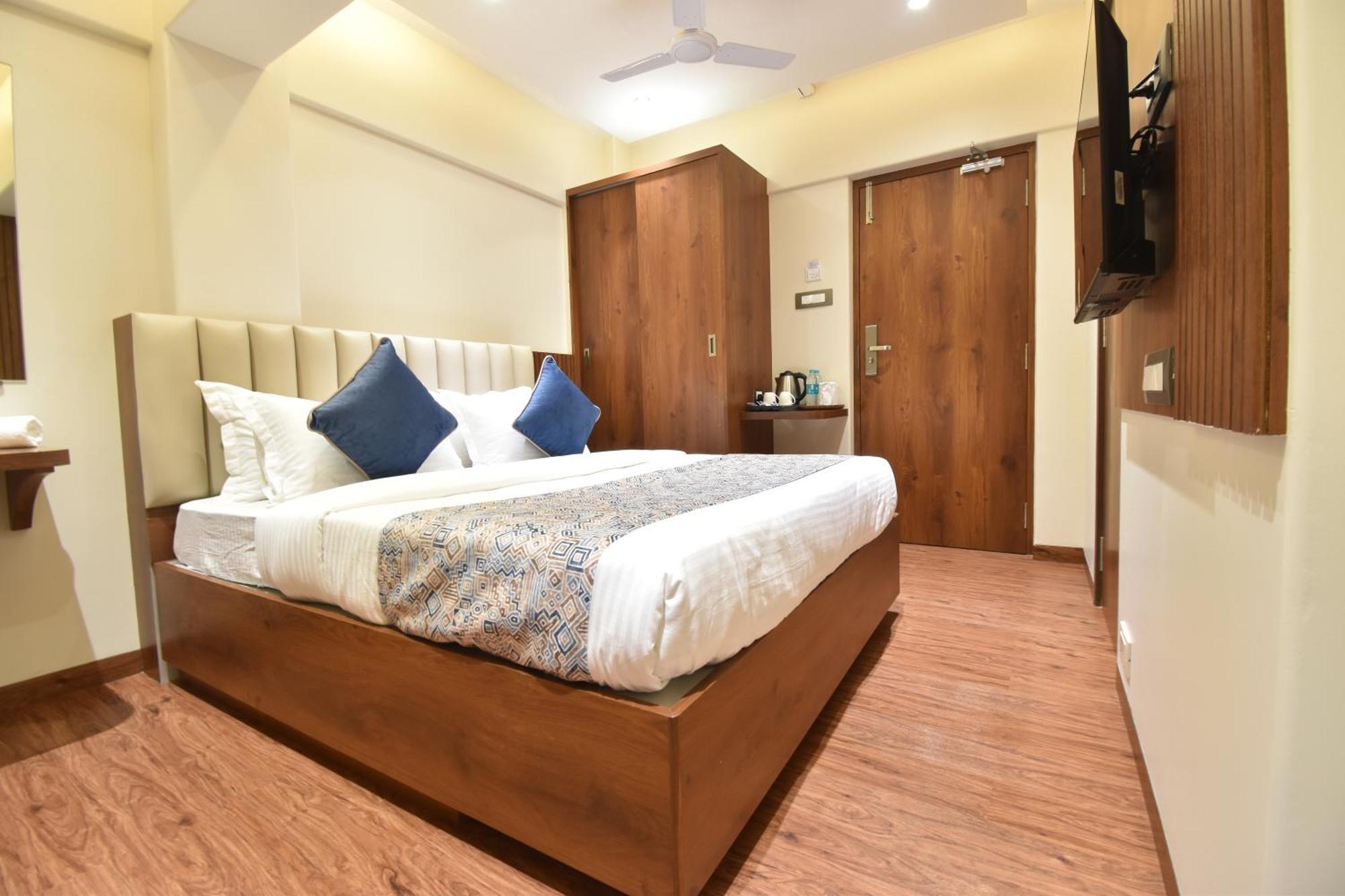 Hotel Kalpana Palace, Bombay Extérieur photo
